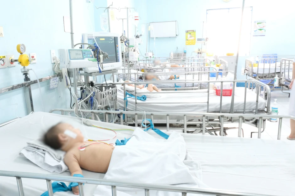Vắc xin tay chân miệng được mong chờ nhiều năm đã có tại VNVC, bác sĩ nhi khoa khuyên trẻ tiêm sớm Vắc xin tay chân miệng được mong chờ nhiều năm đã có tại VNVC, bác sĩ nhi khoa khuyên trẻ tiêm sớm