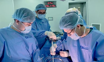 Vi khuẩn lao hủy xương, hoại tử phổi chàng trai 25 tuổi - Báo TinVina
