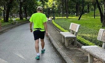 Vì sao bạn càng lớn tuổi cơ thể càng dễ mệt?