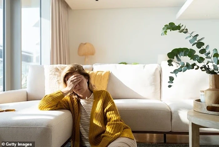 Vì sao bạn thường tỉnh giấc lúc 3 giờ sáng với cảm giác lo lắng? Vì sao bạn thường tỉnh giấc lúc 3 giờ sáng với cảm giác lo lắng?