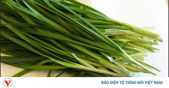 Vì sao lá hẹ được xem là tốt cho nam giới?