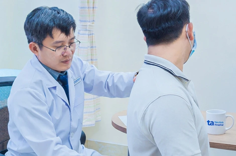 Vì sao mổ thoát vị đĩa đệm có nguy cơ liệt? - Báo TinVina Vì sao mổ thoát vị đĩa đệm có nguy cơ liệt? - Báo TinVina