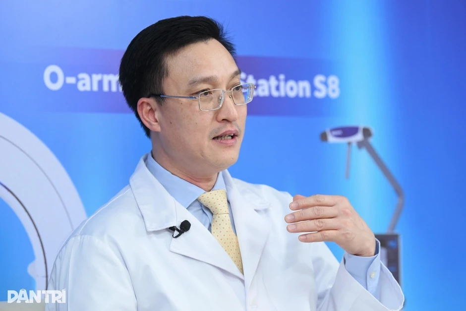 Vì sao ngày càng nhiều người trẻ bị đau lưng? Vì sao ngày càng nhiều người trẻ bị đau lưng?