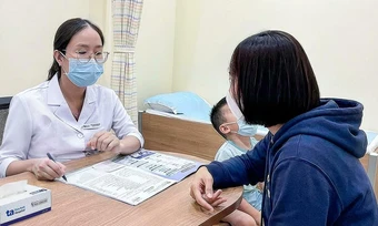 Vì sao trẻ mắc tay chân miệng do EV71 trở nặng nhanh? - Báo TinVina