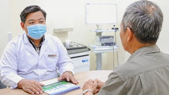 Viêm amidan mạn tính tiến triển ung thư - Báo TinVina