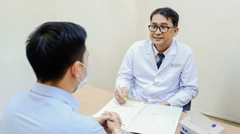 Viêm gan cấp sau 6 ngày sốt xuất huyết - Báo TinVina