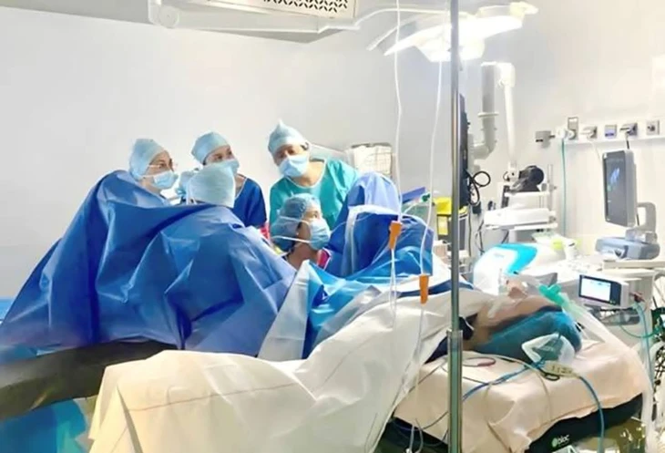 Việt Nam chuyển giao kỹ thuật hỗ trợ sinh sản cho Pháp