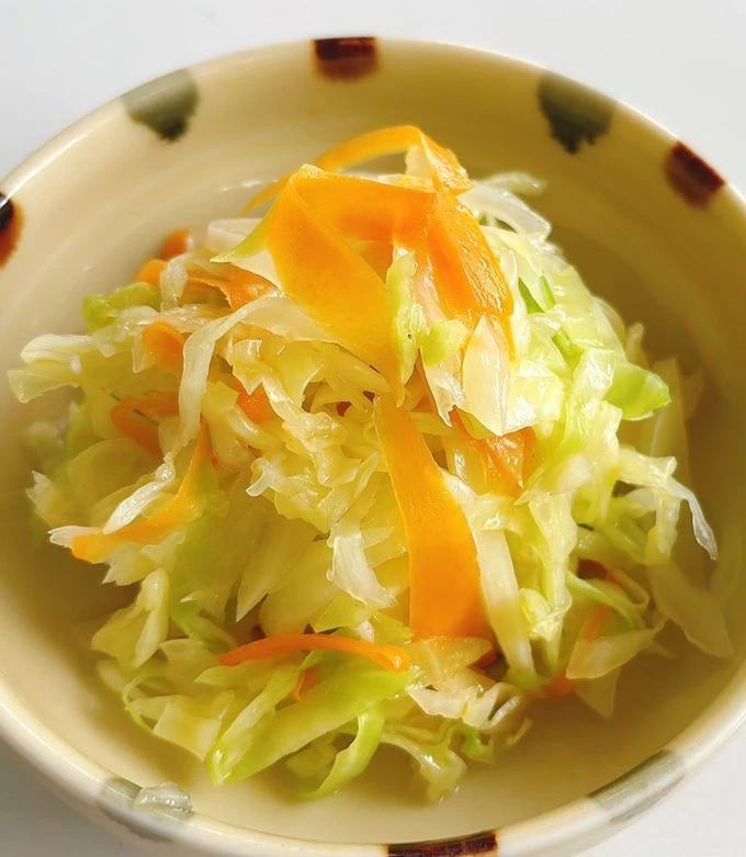 Việt Nam có loại "rau trăm lớp" đang vào mùa: Cực ít thuốc trừ sâu, mỡ thừa và ung thư đều "SỢ"
