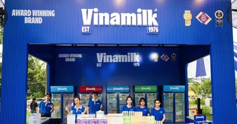 Vinamilk cùng trẻ em tận hưởng ngày hội mùa hè tại Phú Mỹ Hưng