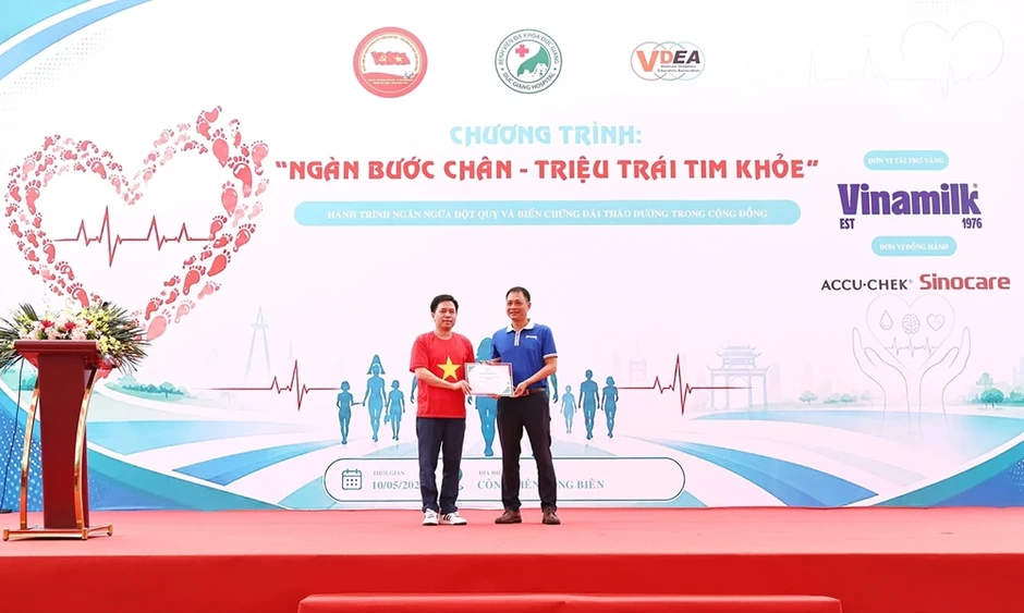Vinamilk Sure lan tỏa lối sống khoa học từ dinh dưỡng đến vận động Vinamilk Sure lan tỏa lối sống khoa học từ dinh dưỡng đến vận động