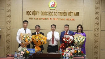 Vinh dự, trách nhiệm lớn trong công tác đào tạo, nghiên cứu lĩnh vực Y- Dược học cổ truyền