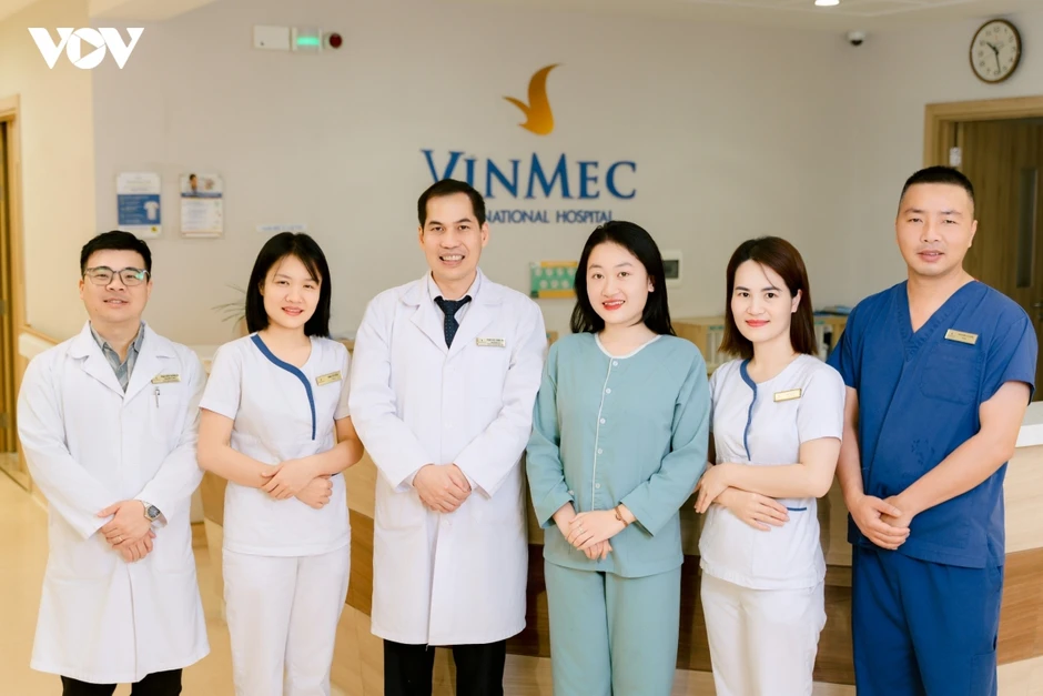 Vinmec Hạ Long nội soi bóc tách thành công khối u hiếm gặp, giữ trọn khả năng sinh Vinmec Hạ Long nội soi bóc tách thành công khối u hiếm gặp, giữ trọn khả năng sinh