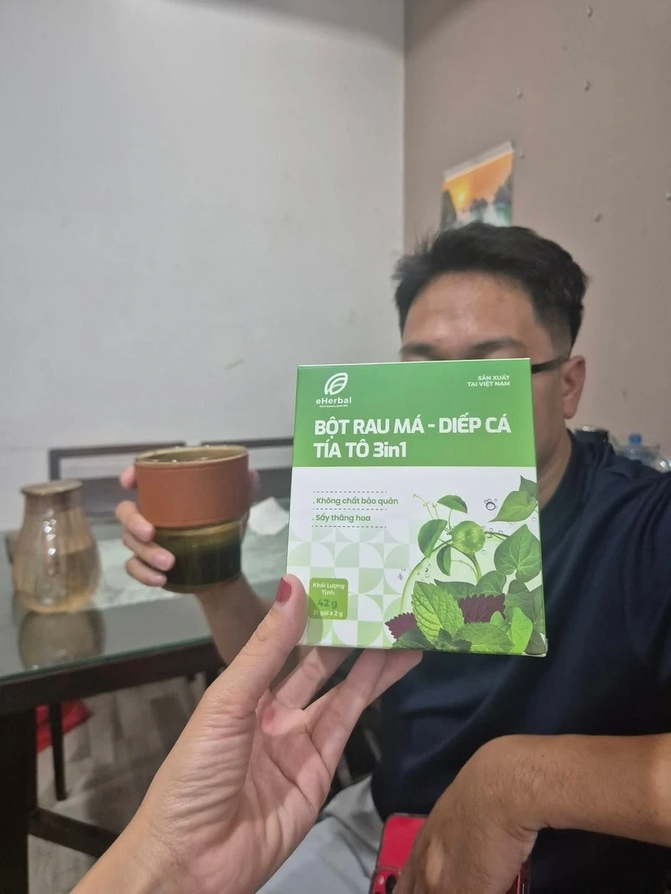 Vụ 76.000 hộp bột rau bị tiêu hủy: Vợ bất lực khi biết chồng mua cả thùng Vụ 76.000 hộp bột rau bị tiêu hủy: Vợ bất lực khi biết chồng mua cả thùng