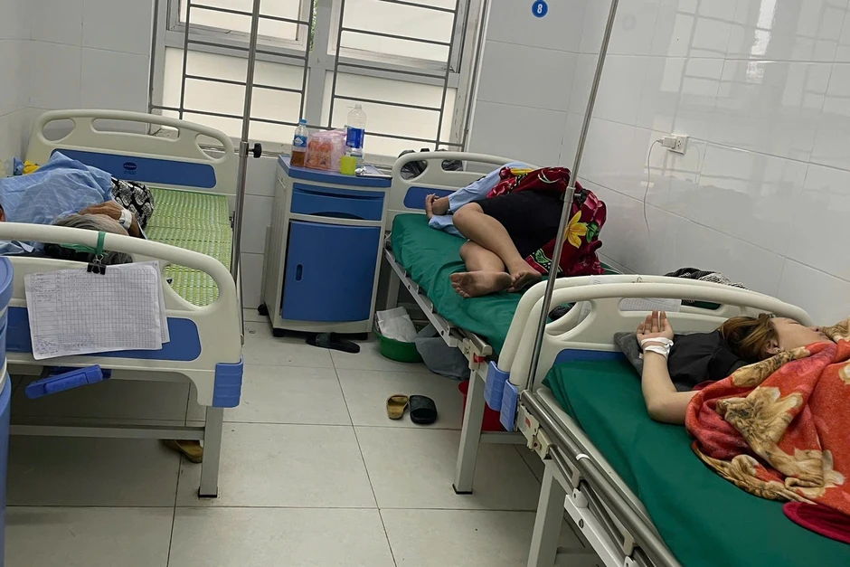 Vụ hơn 20 người nhập viện nghi ngộ độc: Sở y tế Nghệ An chỉ đạo khẩn