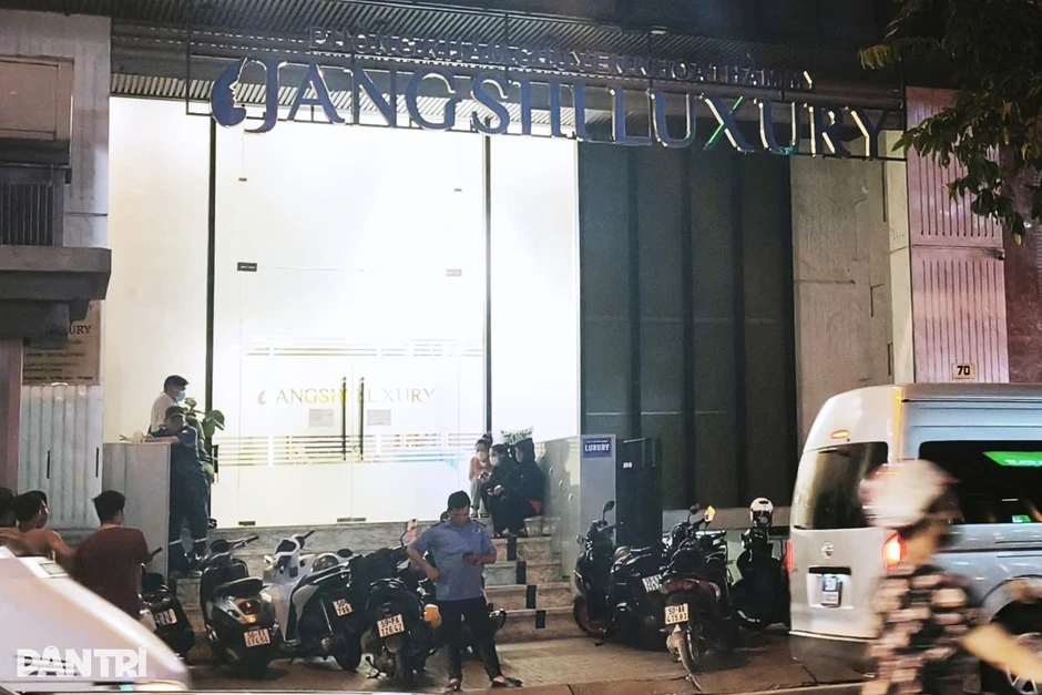 Vụ nam thanh niên tử vong tại cơ sở thẩm mỹ ở TPHCM: Bộ Y tế chỉ đạo khẩn