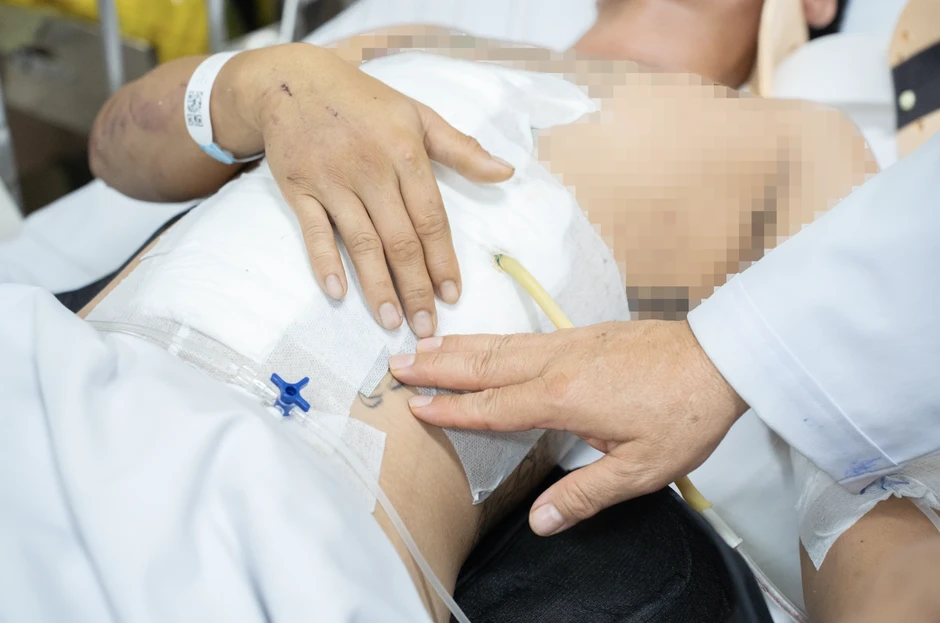 Vụ tai nạn trên cao tốc làm 19 người bị thương: Một ca rất nghiêm trọng Vụ tai nạn trên cao tốc làm 19 người bị thương: Một ca rất nghiêm trọng