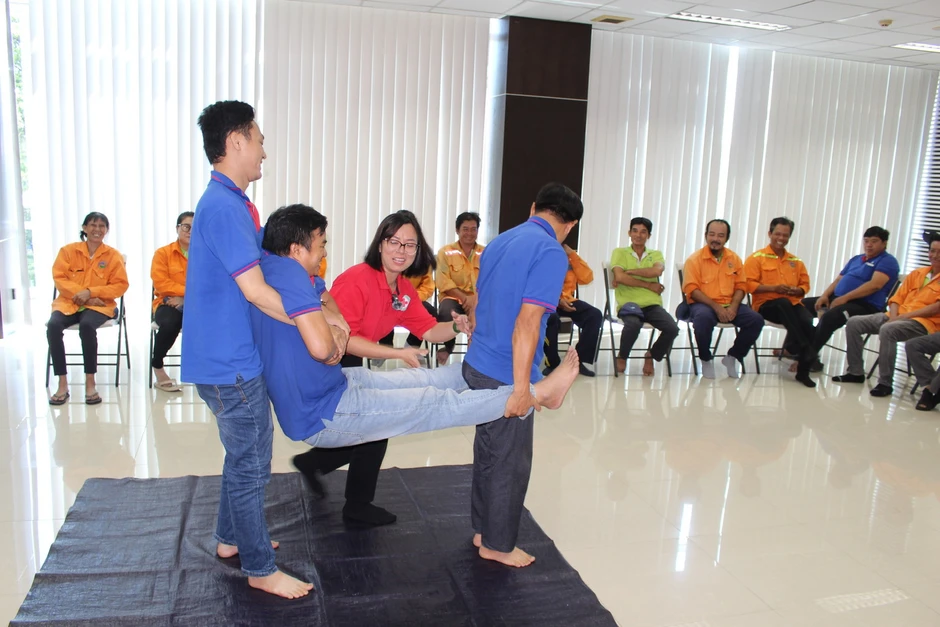VWS tập huấn luyện sơ cấp cứu: Lấy sức khỏe người lao động làm trọng tâm VWS tập huấn luyện sơ cấp cứu: Lấy sức khỏe người lao động làm trọng tâm