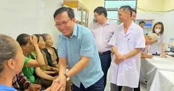 Xã Hương Phố nỗ lực khám sức khỏe miễn phí cho người dân