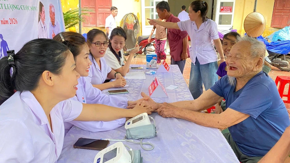 Xã Hương Phố nỗ lực khám sức khỏe miễn phí cho người dân