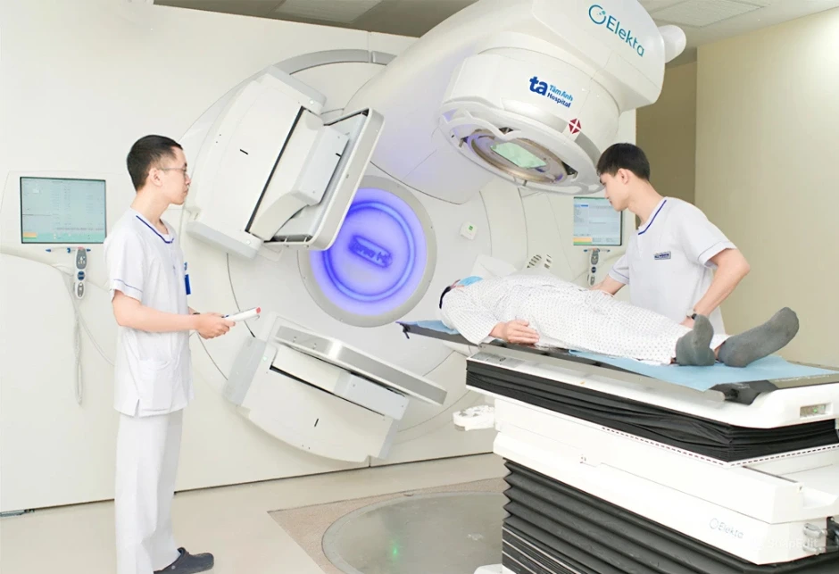 Xạ trị có gây rụng tóc? - Báo TinVina Xạ trị có gây rụng tóc? - Báo TinVina