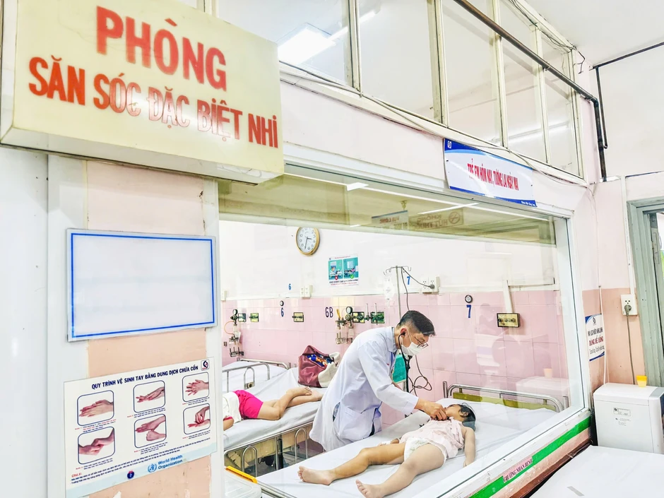 Xác định được tác nhân làm 202 học sinh Trường Bình Quới Tây ngộ độc Xác định được tác nhân làm 202 học sinh Trường Bình Quới Tây ngộ độc