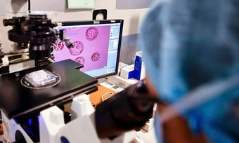 Xét nghiệm mới giảm 76% soi cổ tử cung không cần thiết