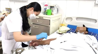 Xơ gan vẫn uống rượu, nhiều người phải trả giá đắt