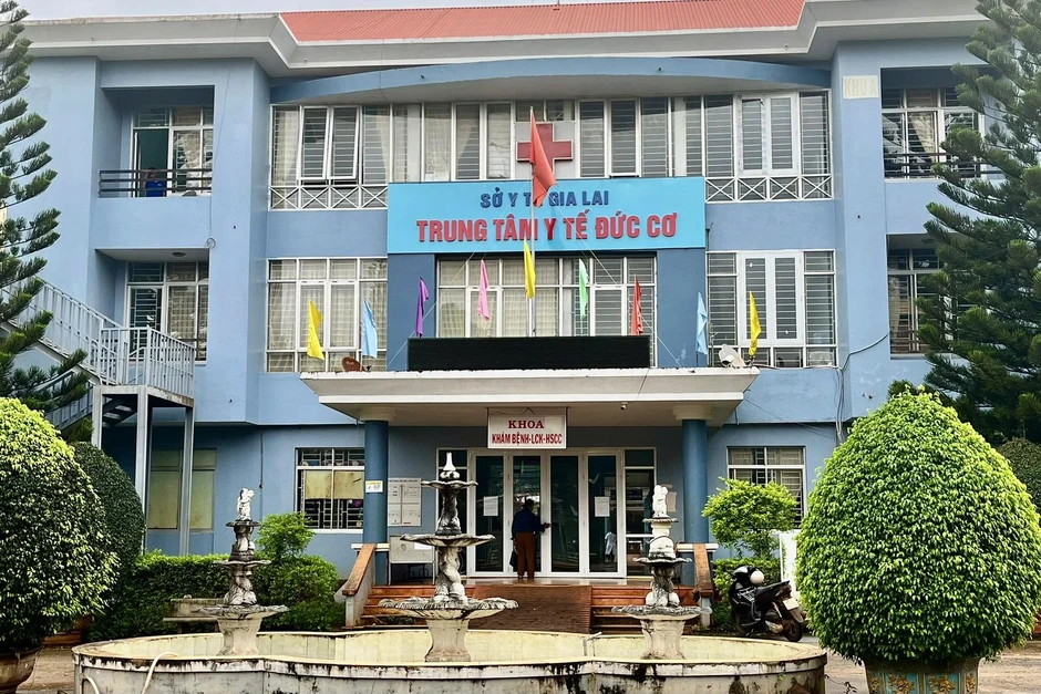 Xông hơi bằng bồ kết cho trẻ ở phòng kín, 3 người nhập viện Xông hơi bằng bồ kết cho trẻ ở phòng kín, 3 người nhập viện