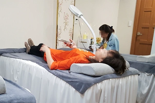 Xử phạt 103 triệu đồng người tiêm filler "chui" trong căn hộ ở TPHCM Xử phạt 103 triệu đồng người tiêm filler "chui" trong căn hộ ở TPHCM