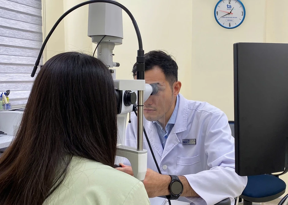 Xuất huyết dịch kính có thể tự khỏi không? - Báo TinVina Xuất huyết dịch kính có thể tự khỏi không? - Báo TinVina
