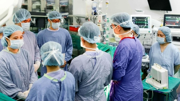 Xúc động câu chuyện cô gái người Anh nối dài nhiều sự sống Xúc động câu chuyện cô gái người Anh nối dài nhiều sự sống