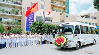 Y bác sĩ Bạch Mai tiễn biệt 'cây đại thụ' hồi sức cấp cứu Vũ Văn Đính