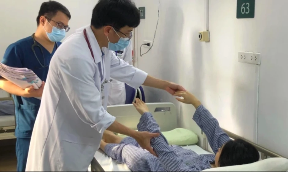 Y tế Việt Nam nặng gánh từ 'đại dịch' bệnh không lây nhiễm Y tế Việt Nam nặng gánh từ 'đại dịch' bệnh không lây nhiễm