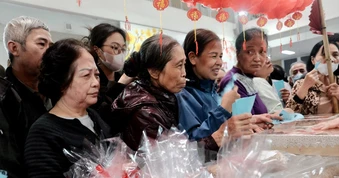Yêu cầu phát triển mô hình 'sáng đón đi, tối đưa về' để chăm sóc người cao tuổi