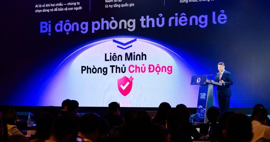 "Khoảng dừng" khi chuyển tiền và ý tưởng liên minh phòng thủ số của MoMo "Khoảng dừng" khi chuyển tiền và ý tưởng liên minh phòng thủ số của MoMo