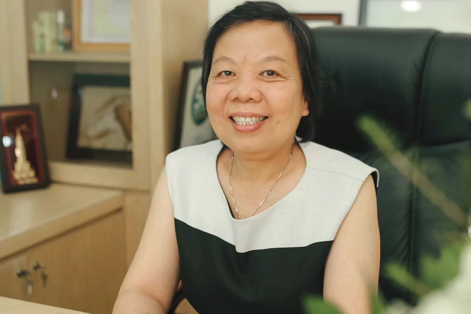 "Nữ hoàng cá tra" đầu tư cổ phiếu DXG, NLG… đang lỗ 10 tỷ đồng "Nữ hoàng cá tra" đầu tư cổ phiếu DXG, NLG… đang lỗ 10 tỷ đồng