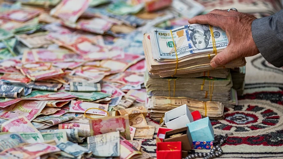 100 tỷ USD của Iran mắc kẹt: Vì sao chưa được trả? 100 tỷ USD của Iran mắc kẹt: Vì sao chưa được trả?