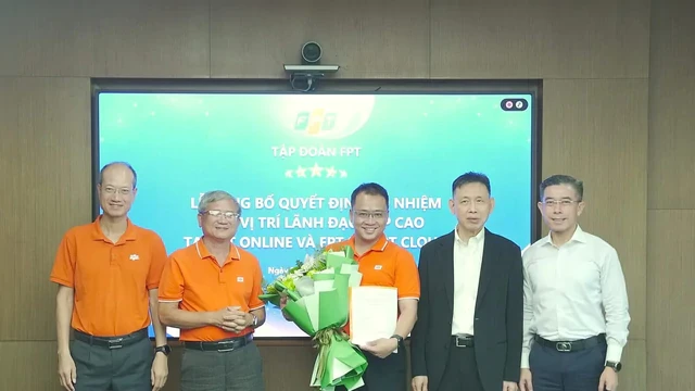 2 “ghế nóng” tại tập đoàn công nghệ hàng đầu Việt Nam bất ngờ đổi chủ 2 “ghế nóng” tại tập đoàn công nghệ hàng đầu Việt Nam bất ngờ đổi chủ