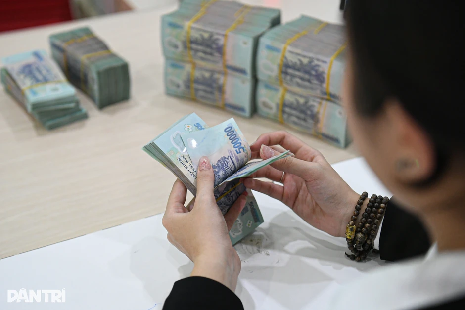 29 ngân hàng giảm lãi suất, gửi tiền ở đâu lời nhất? 29 ngân hàng giảm lãi suất, gửi tiền ở đâu lời nhất?