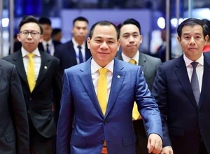 500 người VN đầu tiên được tỷ phú Phạm Nhật Vượng cấp 8 triệu/tháng để khai thác "kho báu" bằng 12% GDP
