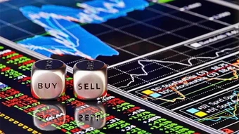Áp lực bán gia tăng, VN-Index giảm hơn 18 điểm
