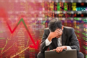Áp lực đè nặng cổ phiếu xăng dầu