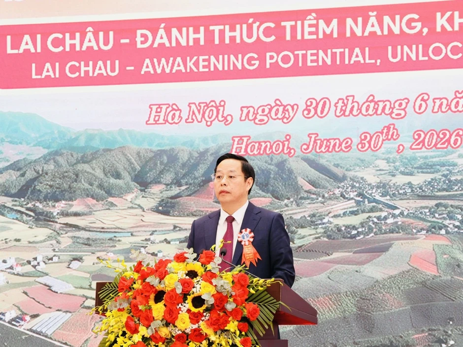 Bắt tay với tỉnh ít dân nhất VN, tỷ phú Phạm Nhật Vượng quyết tâm khai thác “mỏ vàng” ở nơi mây chạm núi Bắt tay với tỉnh ít dân nhất VN, tỷ phú Phạm Nhật Vượng quyết tâm khai thác “mỏ vàng” ở nơi mây chạm núi