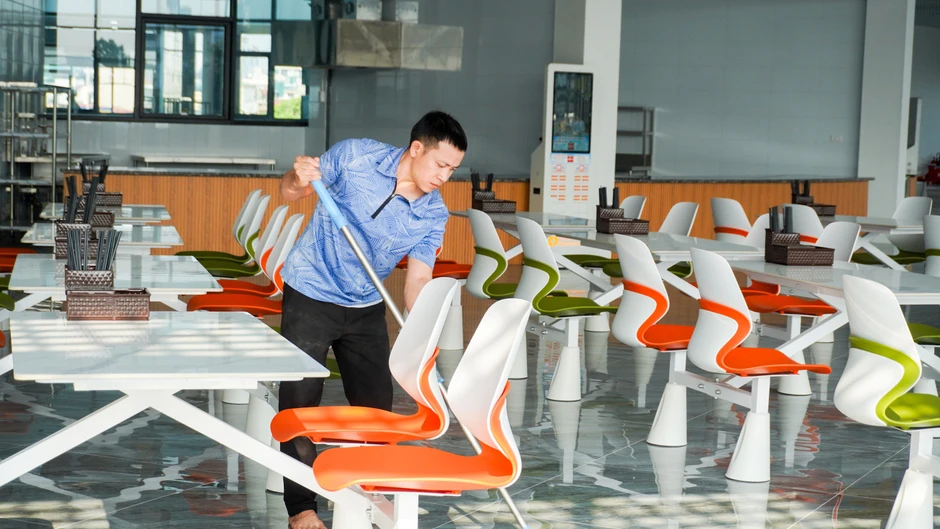 Bên trong bến xe có hầm ngầm 'độc nhất vô nhị' ở Hà Nội Bên trong bến xe có hầm ngầm 'độc nhất vô nhị' ở Hà Nội