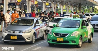 Bộ Tài chính lên tiếng về phản ánh taxi phải xuất hóa đơn từng chuyến