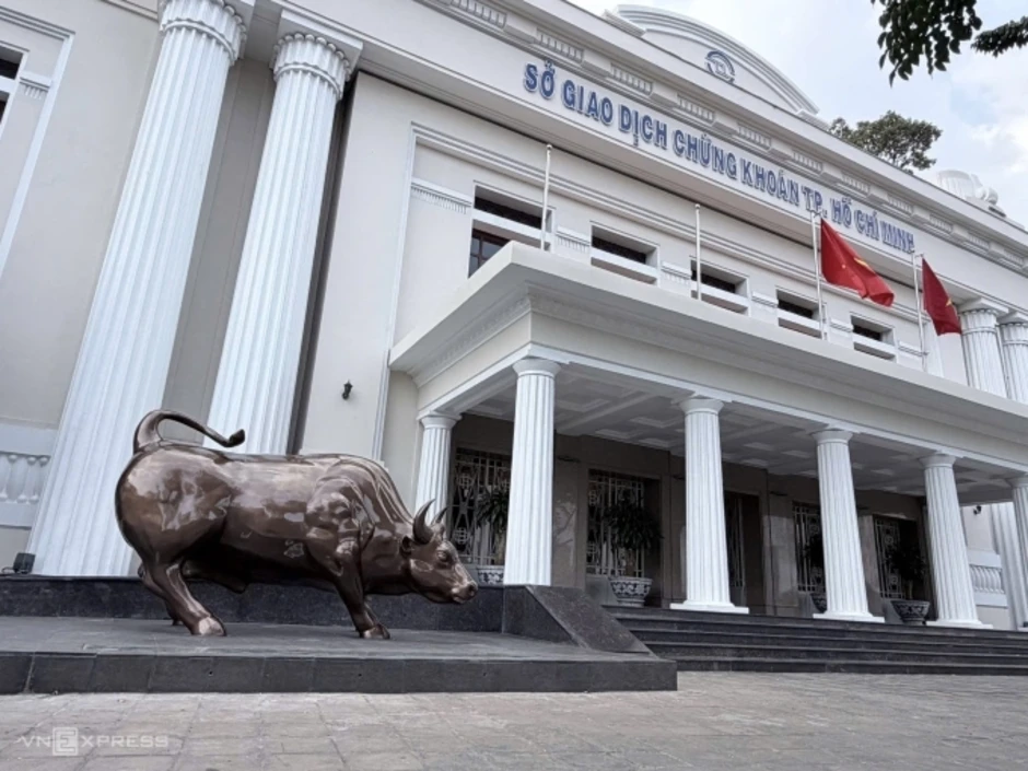 Bò tót - linh vật biểu tượng mới của chứng khoán Việt có ý nghĩa gì? Bò tót - linh vật biểu tượng mới của chứng khoán Việt có ý nghĩa gì?
