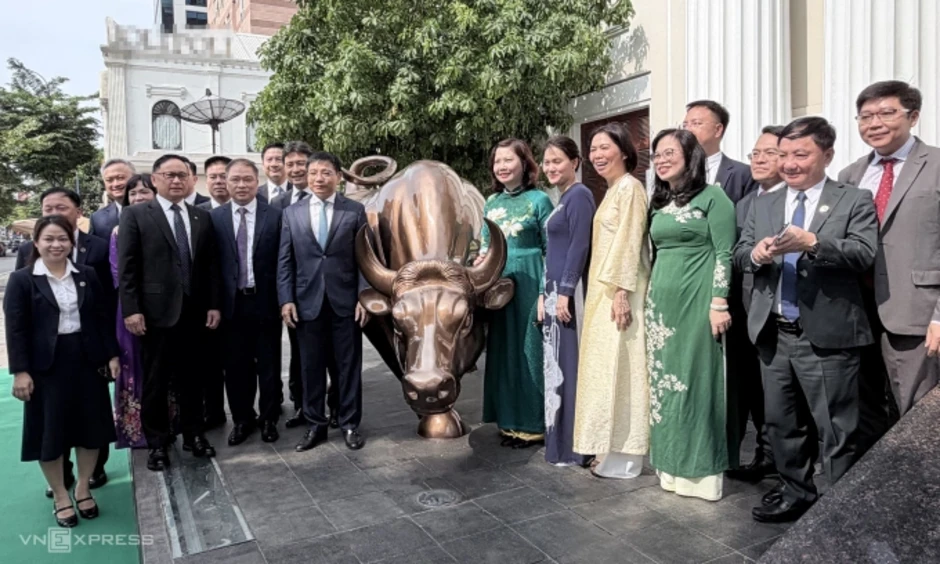 Bò tót - linh vật biểu tượng mới của chứng khoán Việt có ý nghĩa gì? Bò tót - linh vật biểu tượng mới của chứng khoán Việt có ý nghĩa gì?