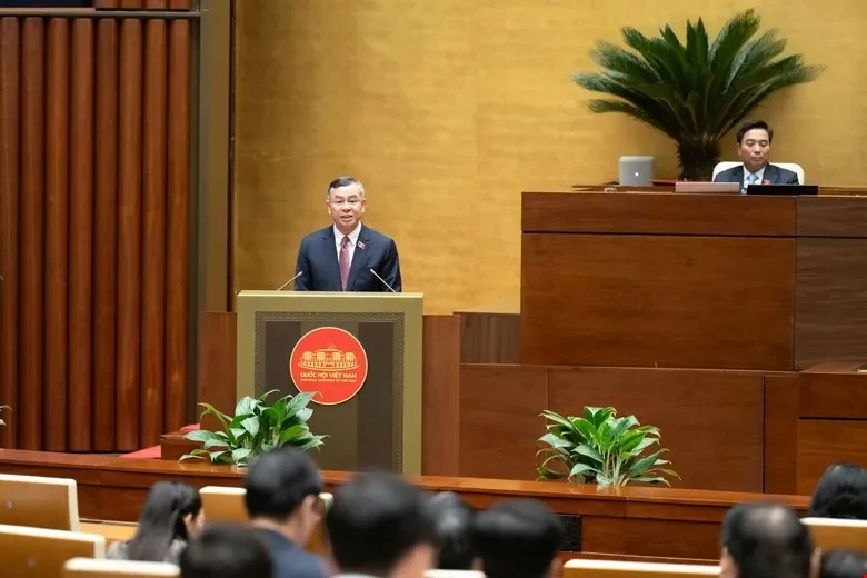 Bộ trưởng Bộ Tài chính: Đang tồn đọng 200.000 ha đất và 3,3 triệu tỷ đồng Bộ trưởng Bộ Tài chính: Đang tồn đọng 200.000 ha đất và 3,3 triệu tỷ đồng