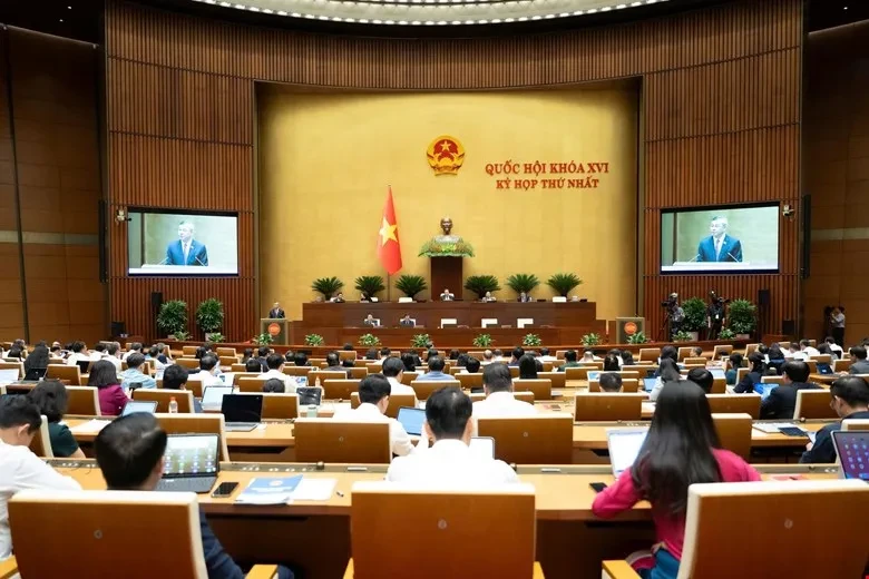 Bộ trưởng Bộ Tài chính: Đang tồn đọng 200.000 ha đất và 3,3 triệu tỷ đồng Bộ trưởng Bộ Tài chính: Đang tồn đọng 200.000 ha đất và 3,3 triệu tỷ đồng
