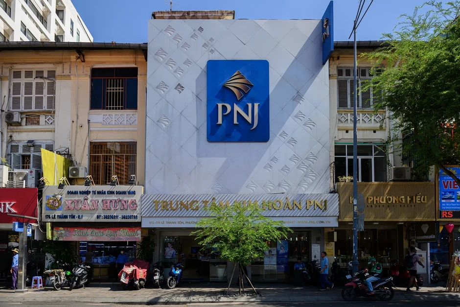 'Cá mập' top 2 thế giới thành cổ đông lớn của PNJ 'Cá mập' top 2 thế giới thành cổ đông lớn của PNJ